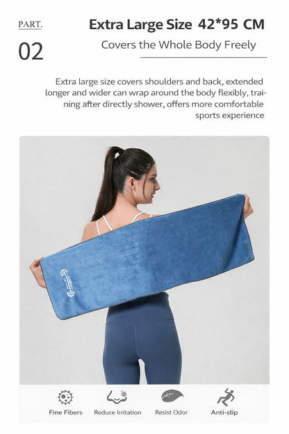 Person holding the Microfiber Towel.